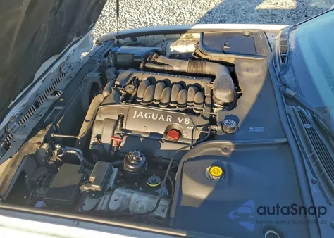 2001 Jaguar Xj8 из США, поврежденный, VIN SAJDA14C01LF28568